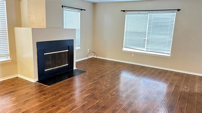 Building Photo - 2209 Georgian Dr