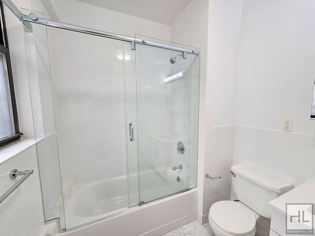 Building Photo - 2nd-Floor 1-Bedroom on the Upper West Side