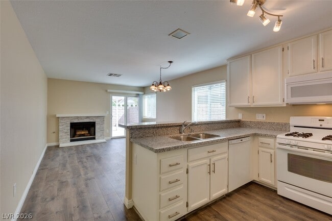 Foto del edificio - 4658 Belshire Dr