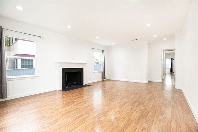 Foto del edificio - 543 Glenwood Rd