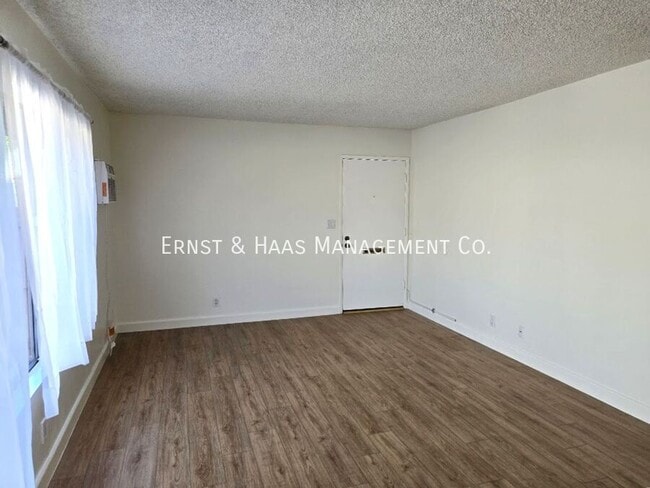 Photo - 17611 Regency Cir Apartment