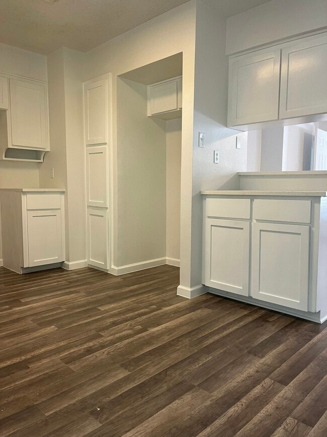 Photo - 6862 S Creek Dr Townhome