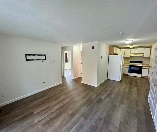 Building Photo - 5 Bridgeview Cir