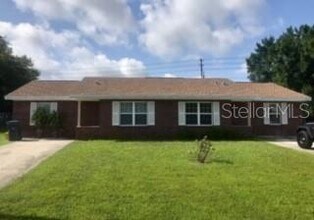 Building Photo - 742 Leopard Ct