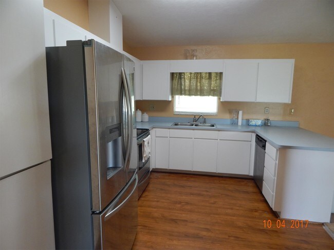 Building Photo - 3850 SW 56th Trl