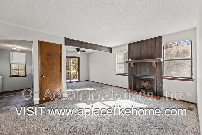 Building Photo - 3141 Eaton St