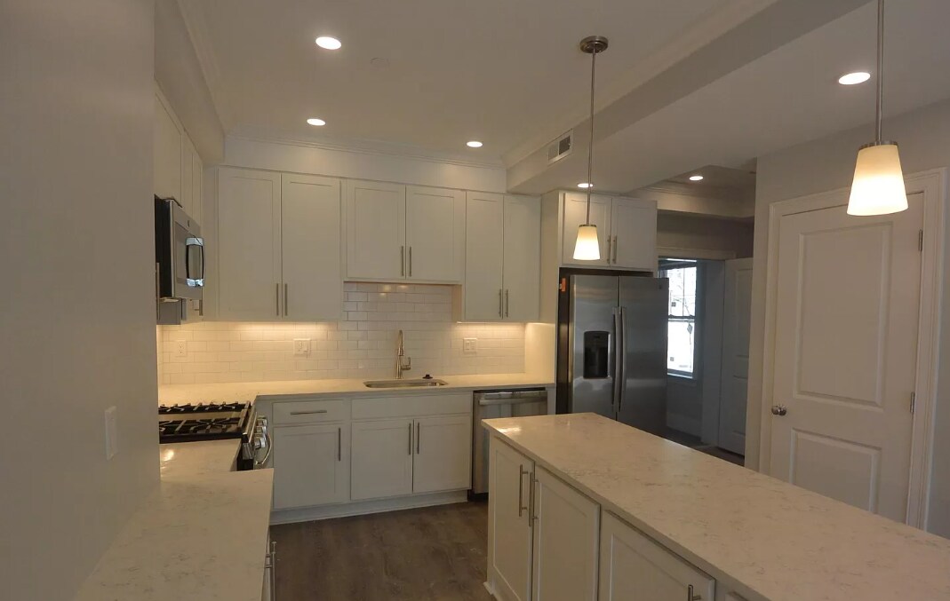 Foto principal - 110 Kenrick St