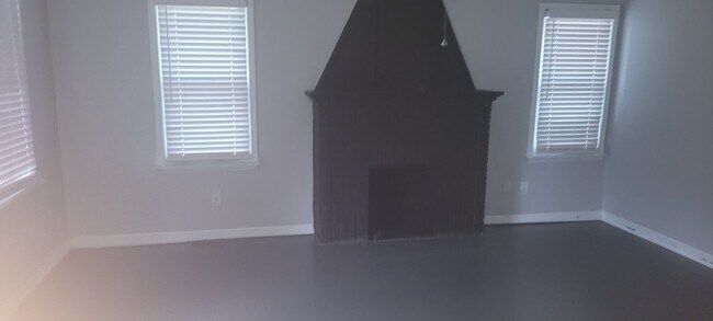 Foto del edificio - Lovely 3 Bedroom 2 Bath