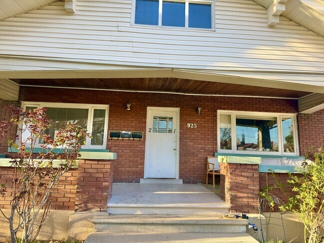 Foto del edificio - 925 Wilson Ave S