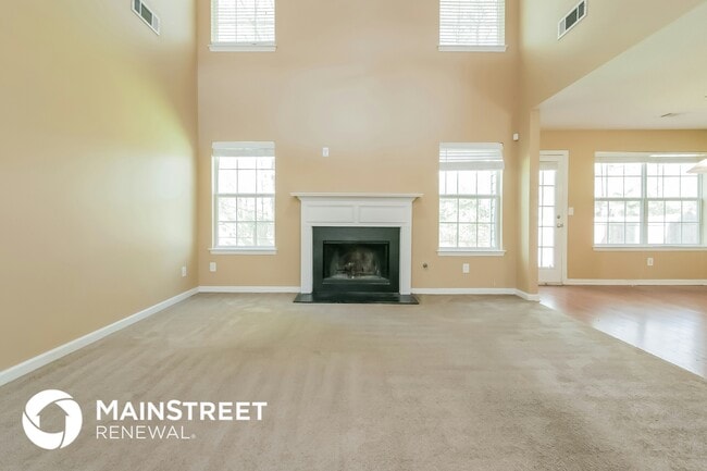 Building Photo - 8492 Goswell Dr