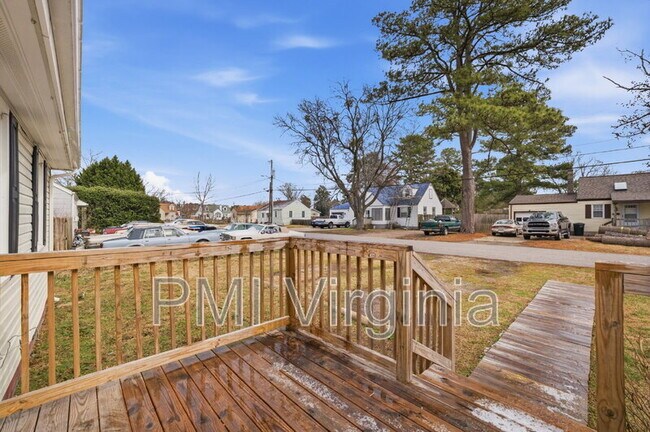 Building Photo - 217 Bob Ln