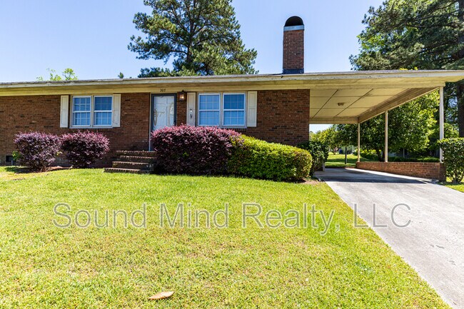 Foto del edificio - 207 S Alston St