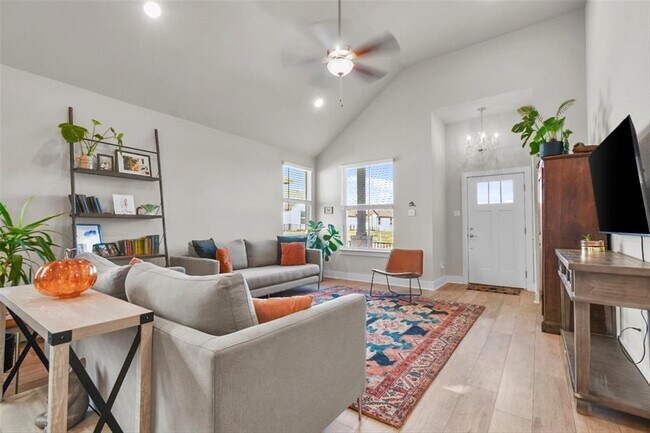 Foto del edificio - 211 Pinnacle Ln