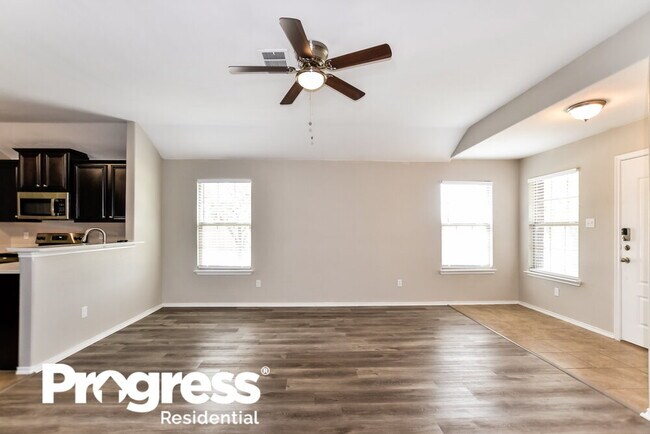 Building Photo - 1200 Silver Maple Ln