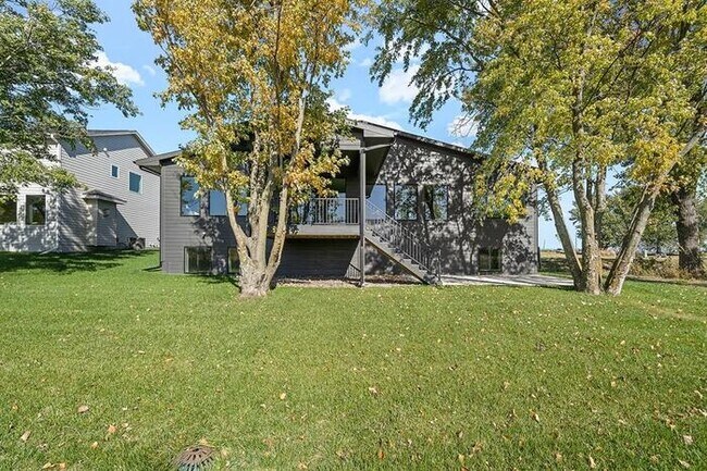 Foto del edificio - 70 NW Wilder Ct