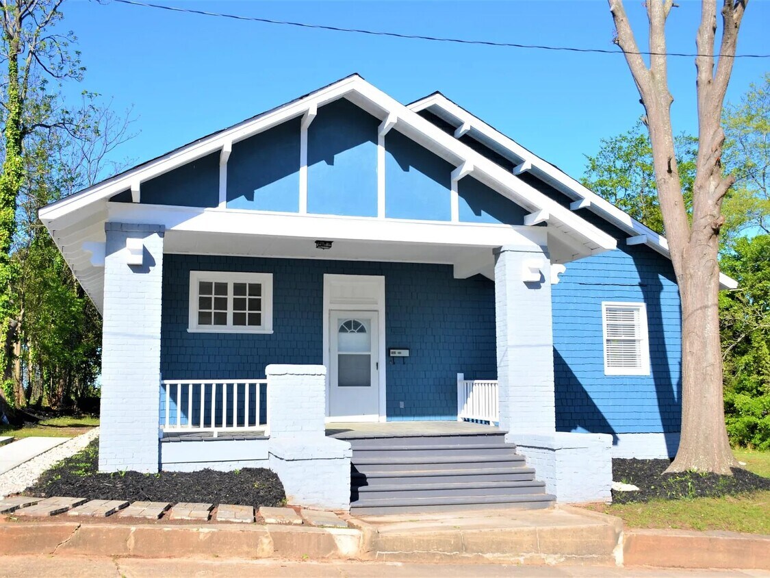 Foto principal - 240 Hydrick St