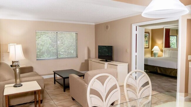 Building Photo - 2791 N Poinciana Blvd