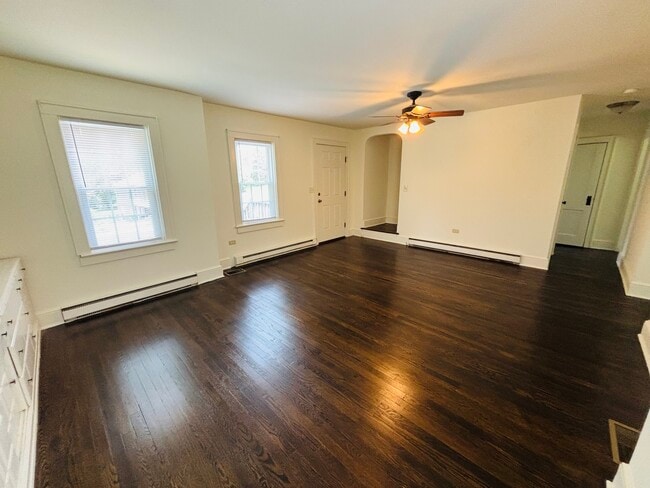 Building Photo - 514 Sunrise Dr