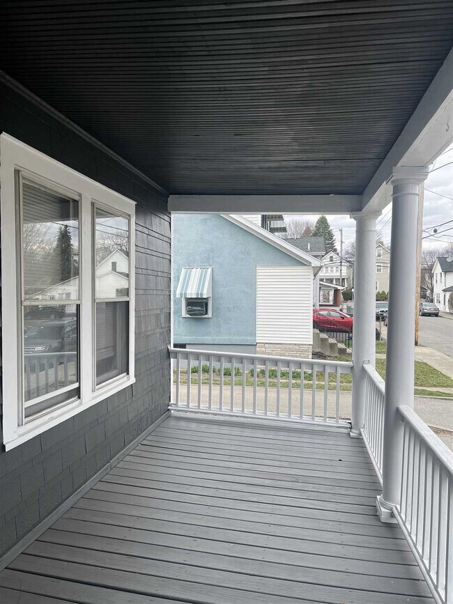 Building Photo - 56 N Chestnut St