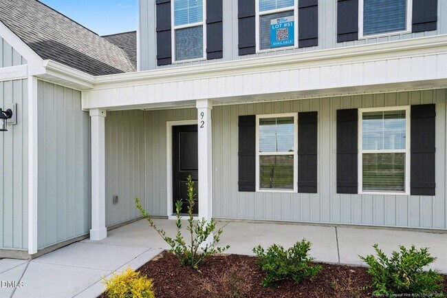 Foto del edificio - 92 Littlefield Ln