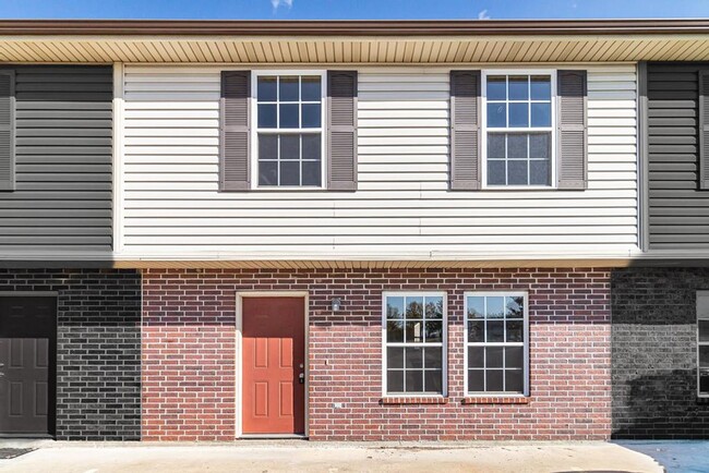 Foto del edificio - All Electric Town Home Near Whitemen AFB.