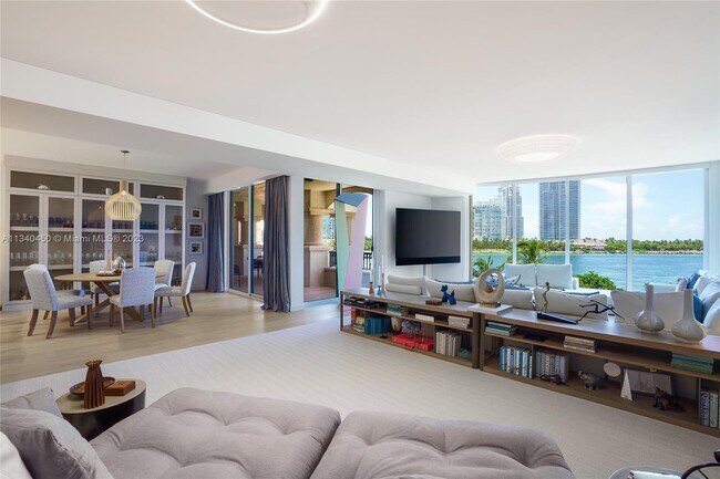 Building Photo - 6835 Fisher Island Dr