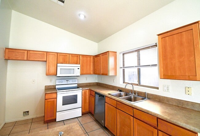 Foto del edificio - 9201 W Elwood St