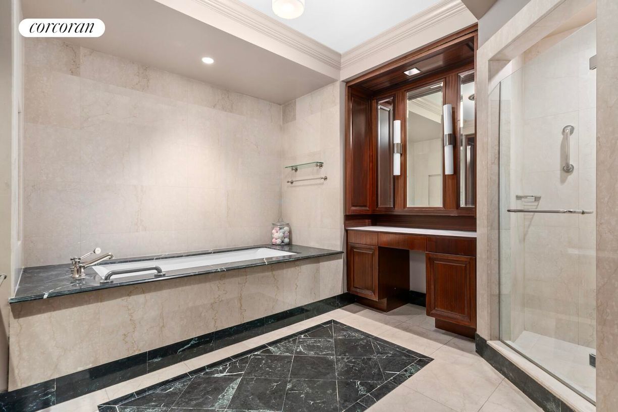 Building Photo - 55 Wall St
