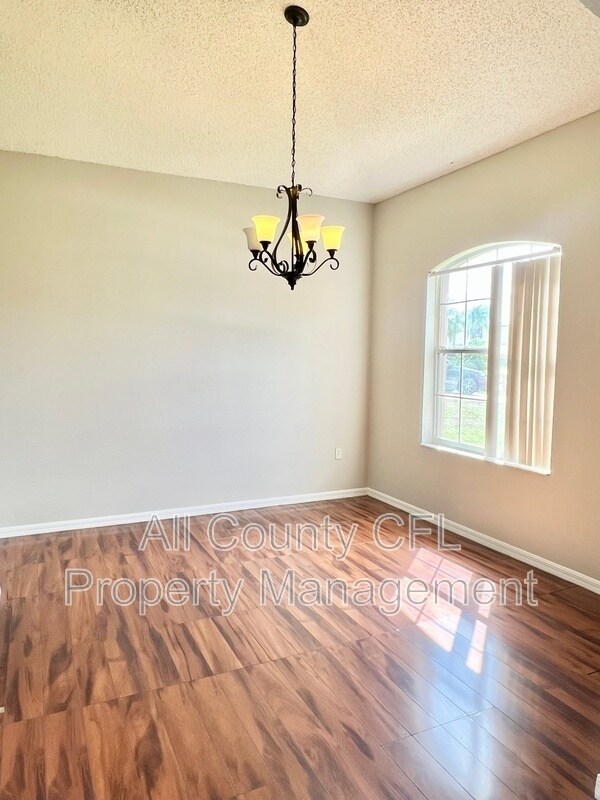 Foto del edificio - 705 Fulmar Ct