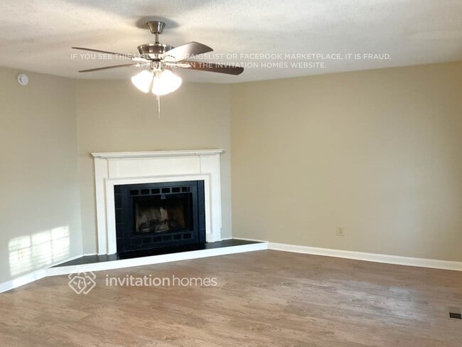 Foto del edificio - 1650 Lakeview Pl