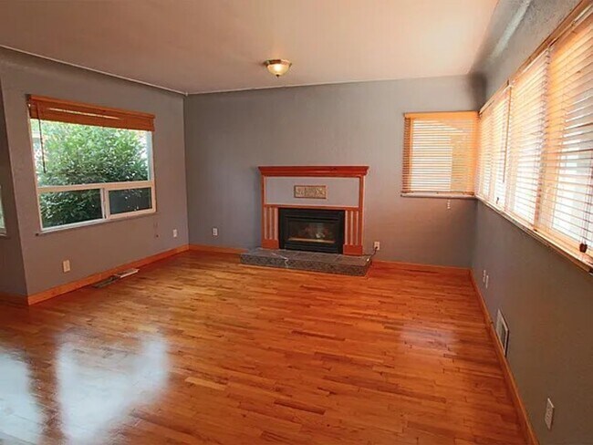 Foto del edificio - Eastside Olympia/ Available Now-Rambler 3b...