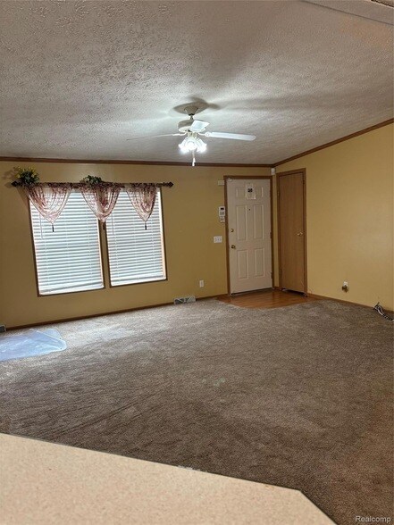 Building Photo - 312 Black Oak Ct