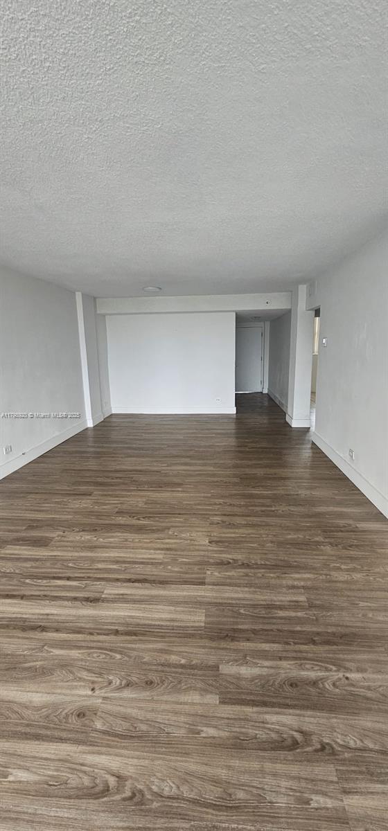 Foto del edificio - 3660 NE 166th St