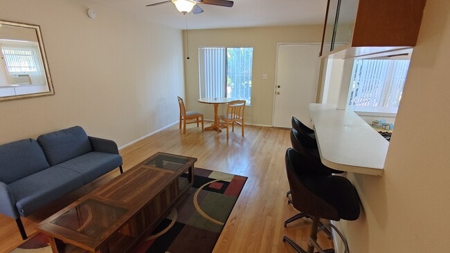 Front room from hallway - 2471 Riverside Pl