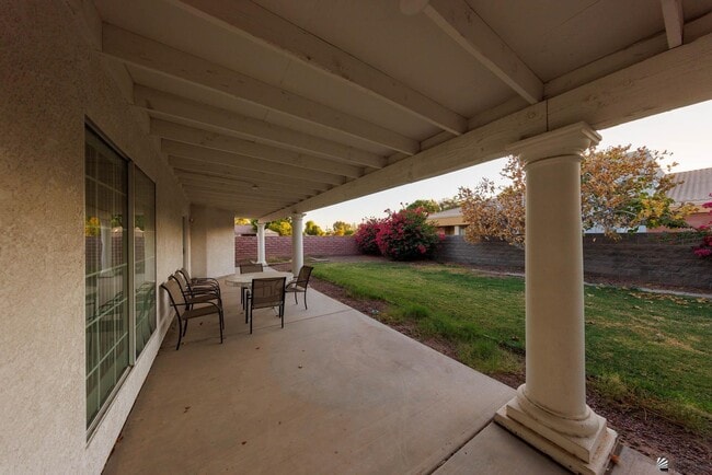 Foto del edificio - 2250 S 23rd Dr