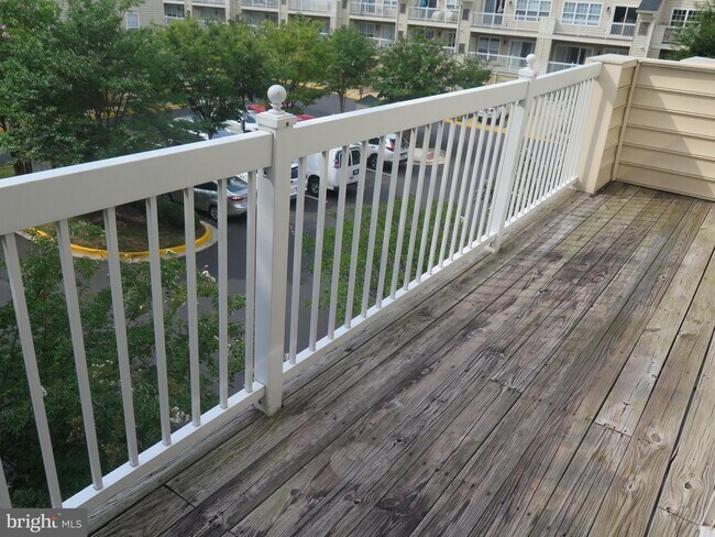 Foto del edificio - 12032 Trumbull Way