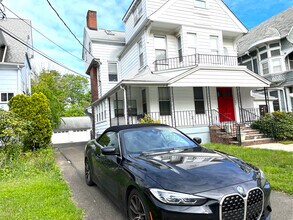 Building Photo - 604 Orange St