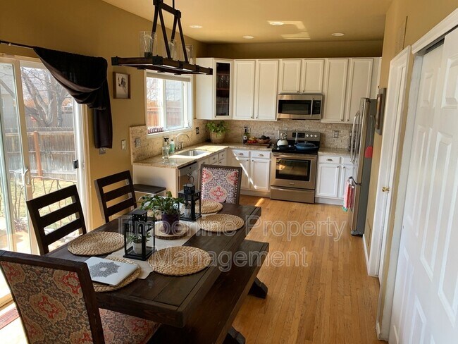Foto del edificio - 7780 Curlew Ct
