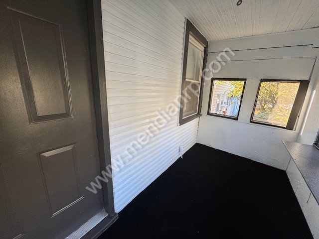 Foto del edificio - 4915 McClellan St