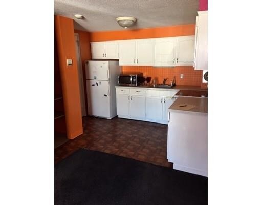 Primary Photo - 144 West St