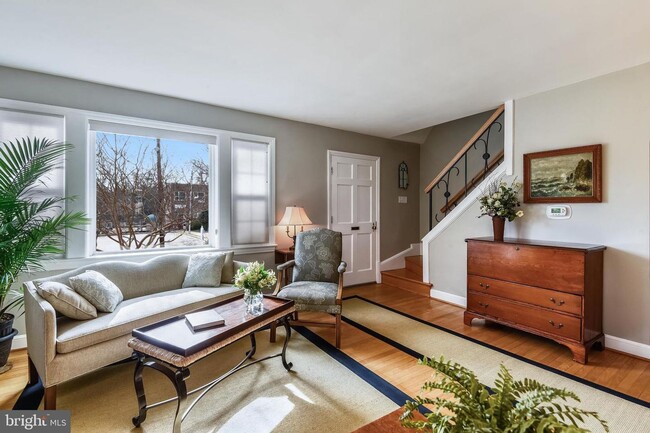 Photo - Ideal 4BR, 3BA Single-Family Home in Alexandria
