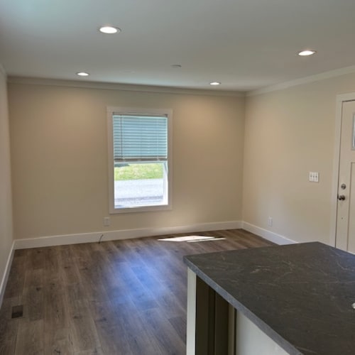 Building Photo - 338 Barnes Rd