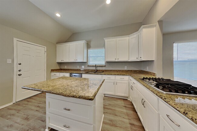 Foto del edificio - 16819 Kettle Creek Dr