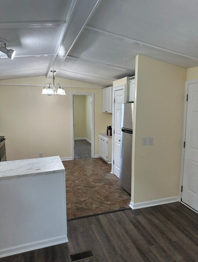 Building Photo - 1410 Harmony Hall Dr
