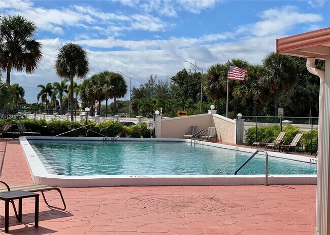 2917 NW 48th St - 4