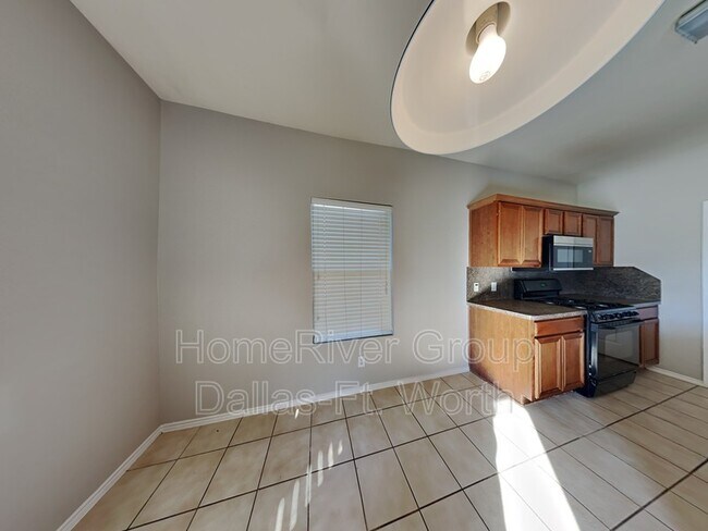 Foto del edificio - 5841 Show Master Ln