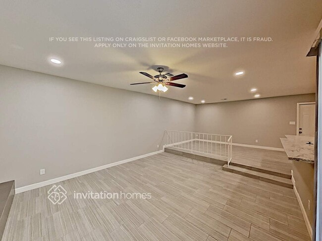 Foto del edificio - 2440 E Manhatton Dr