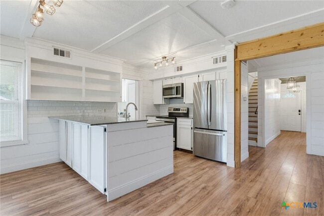 Building Photo - 4117 Cripple Creek Dr