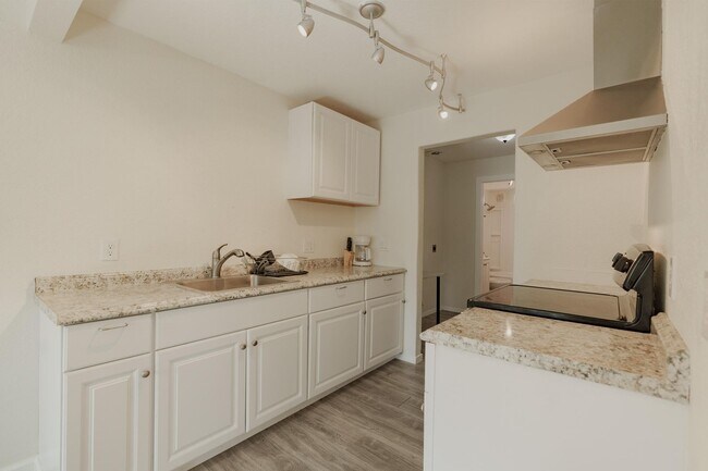 Foto del edificio - 683 Vermont Ave