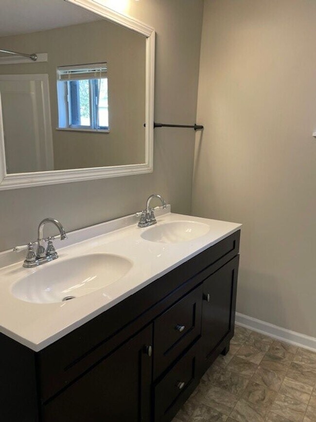 Foto del edificio - SINGLE FAMILY HOME